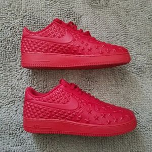 Brand new! Nike Air Force 1 LV8 VT